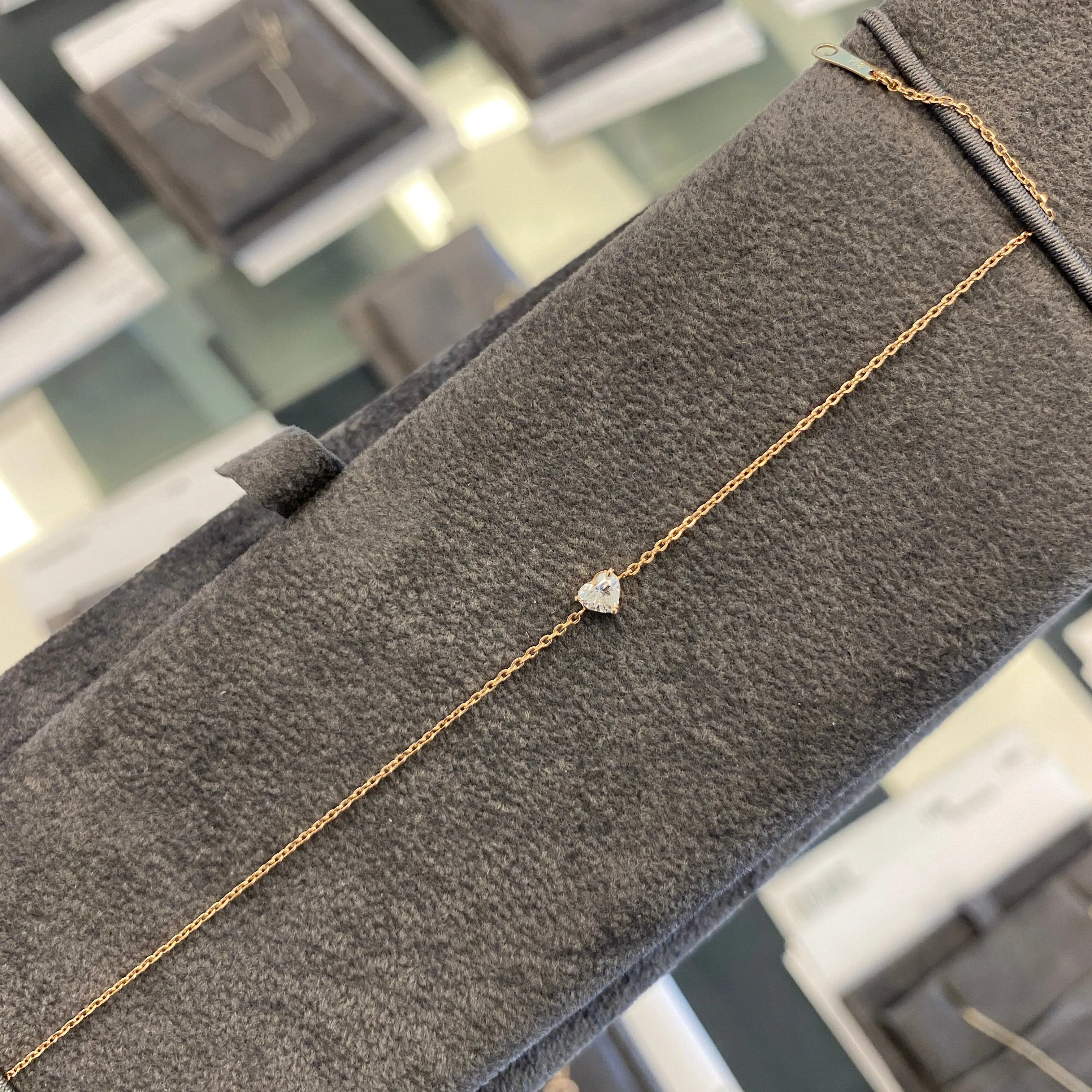 0.20ct Heart Diamond Dainty Bracelet