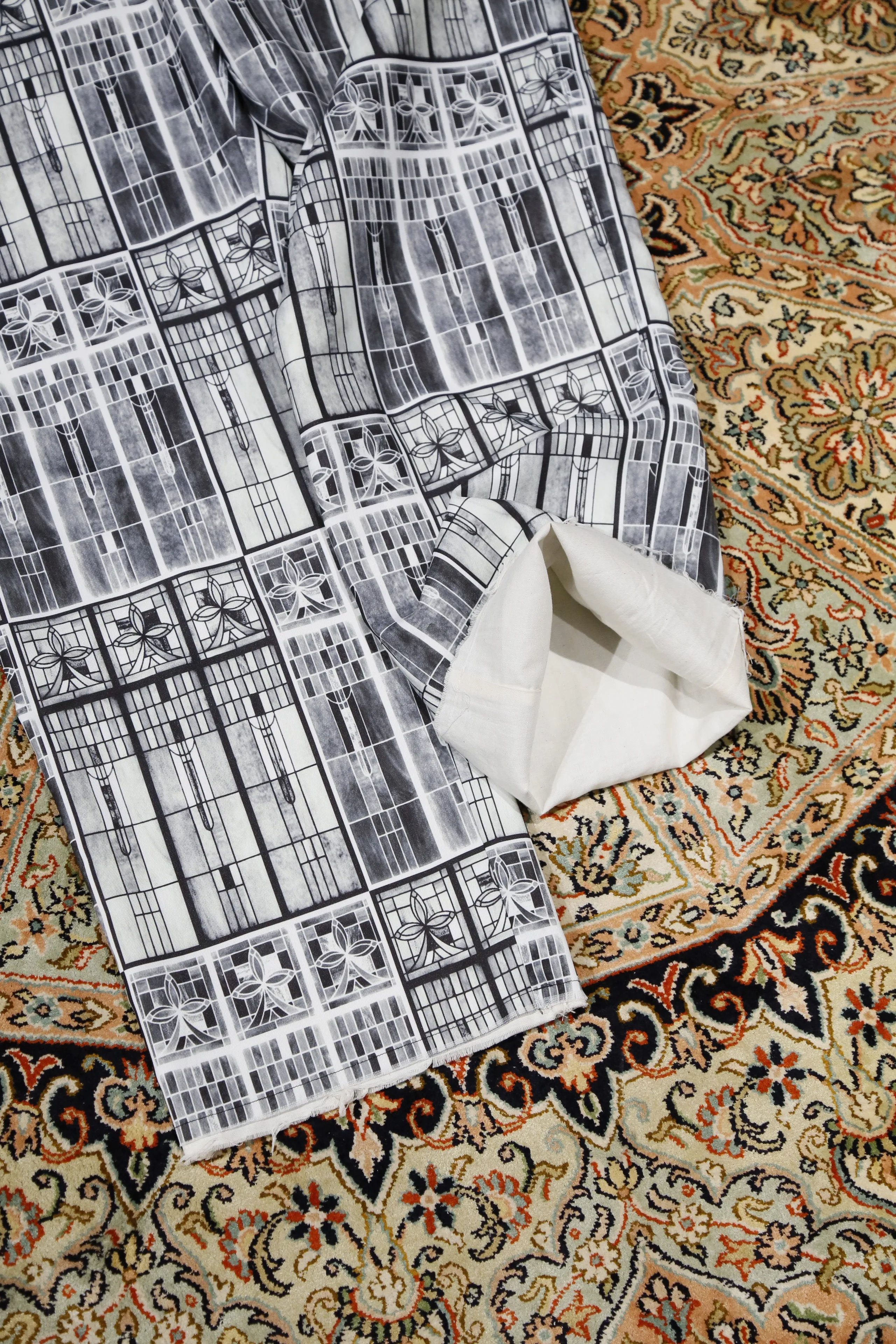 Children of the discordance PERSONAL DATA PRINT TROUSERS B (STAINED GLASS)