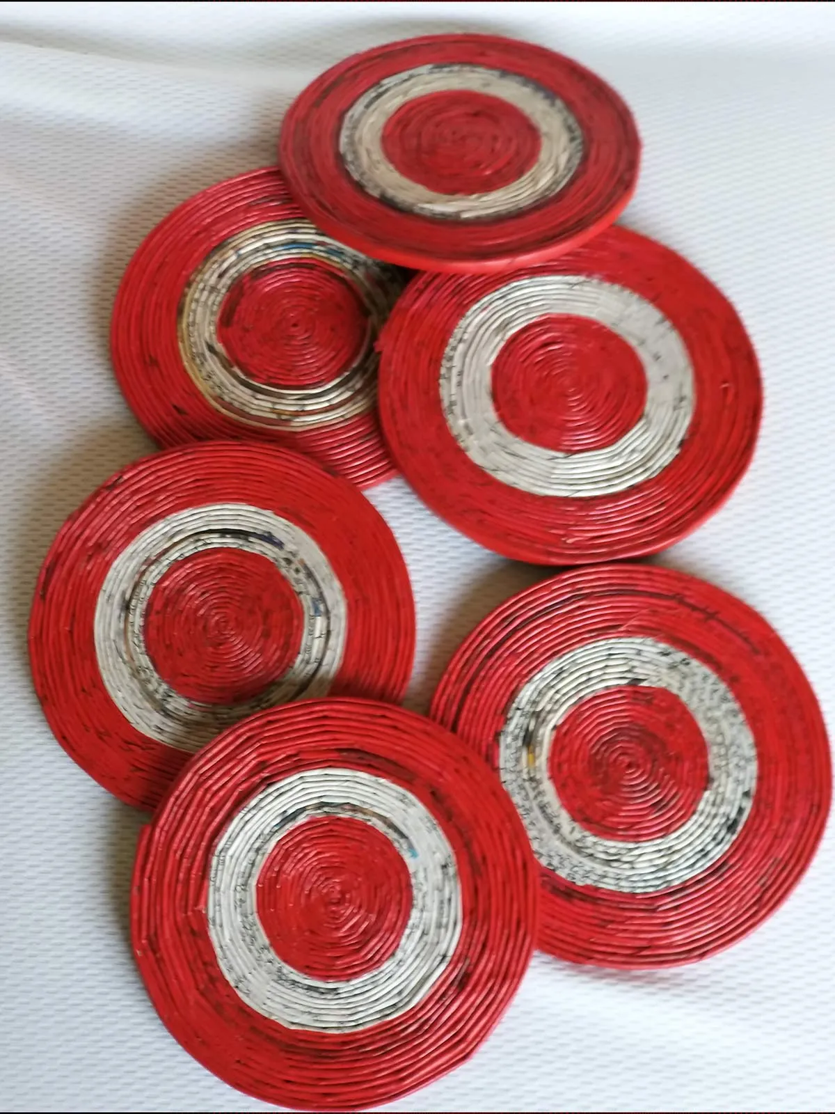 Round Natural Coasters Red And Natural