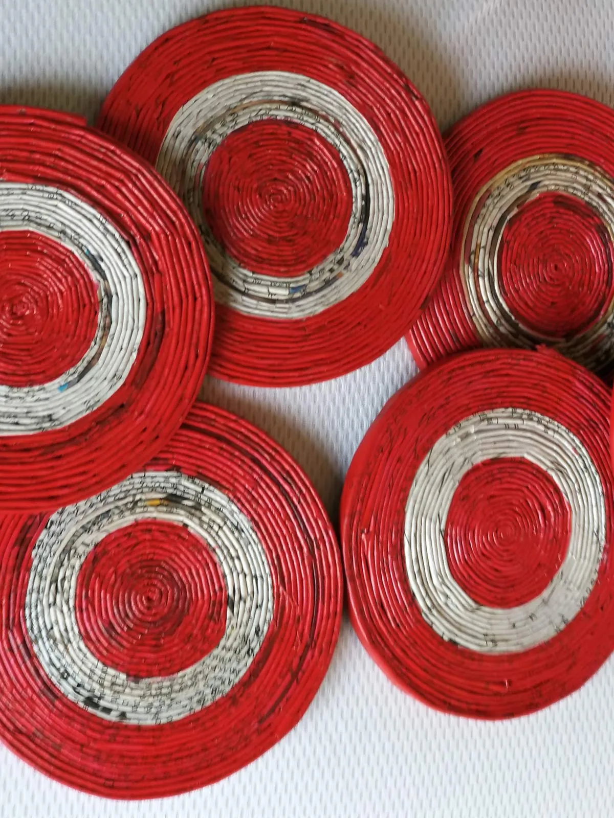 Round Natural Coasters Red And Natural